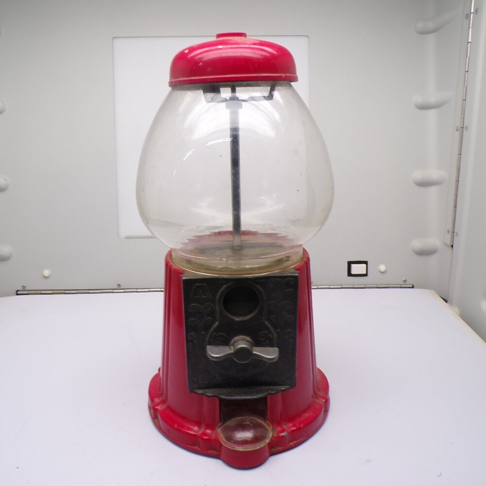 Carousel Gumball Bank Vending Machine Stand